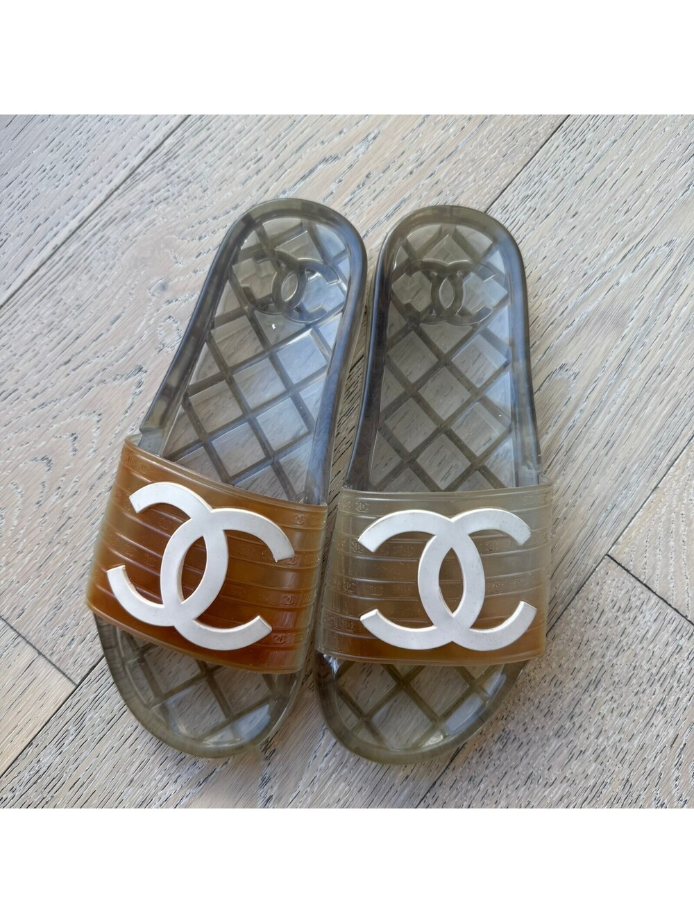 Chanel Jelly Slides Sandals Interlocking CC Logo Sunfaded FLAWED 8US